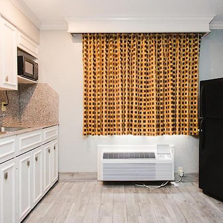 Executive Inn Bacliff Zewnętrze zdjęcie